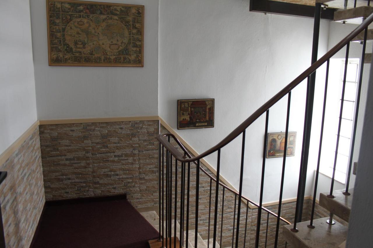 Stadt-Gut-Hotel Zum Rathaus Oberhausen  Extérieur photo